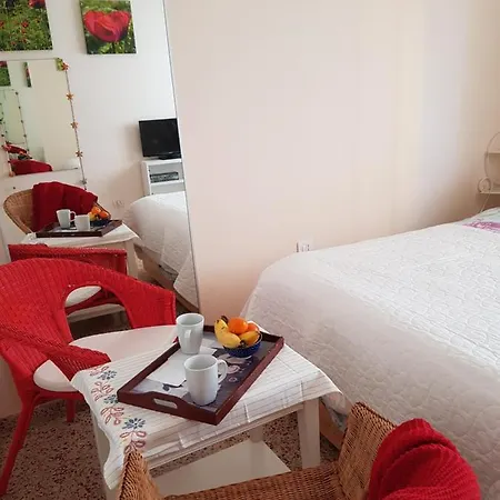 Guest house The Poppies - 100m Ocean - Private Candelaria