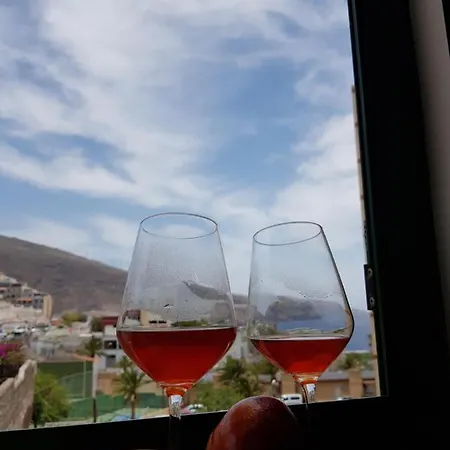 Penzion The Poppies - 100m Ocean - Private Candelaria