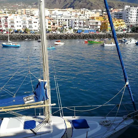 The Poppies - 100m Ocean - Private Pensión